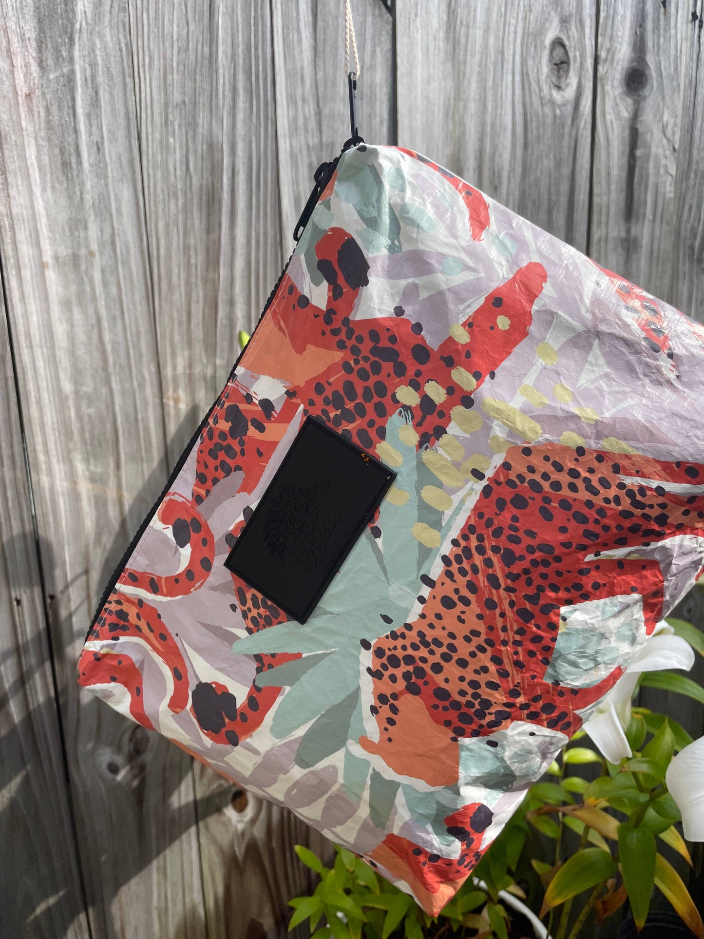 Wai Elements Wet Bag: Tiger Palms Midi Bag