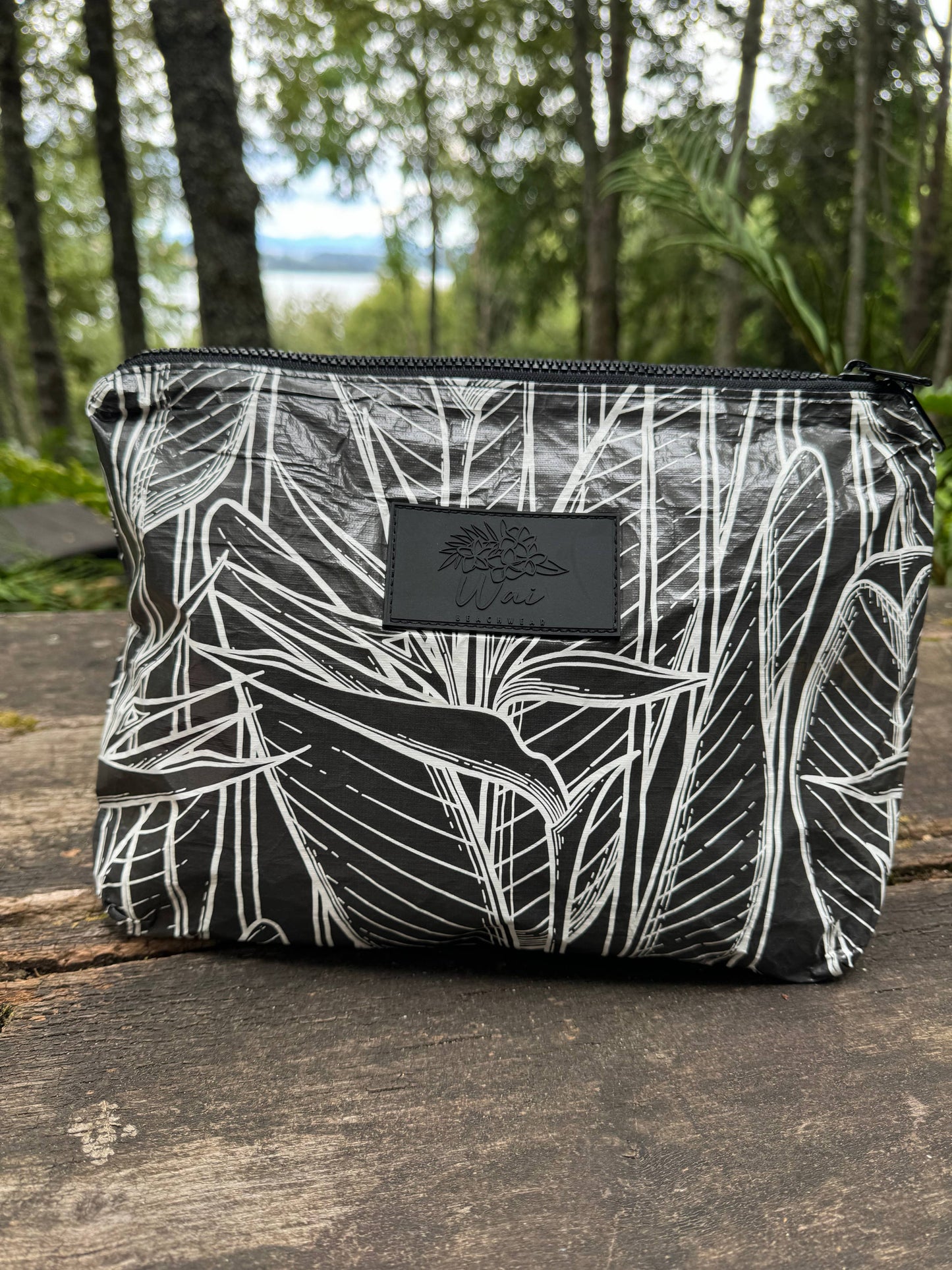 Wai Elements Wet Bag: Black Palm Midi Bag